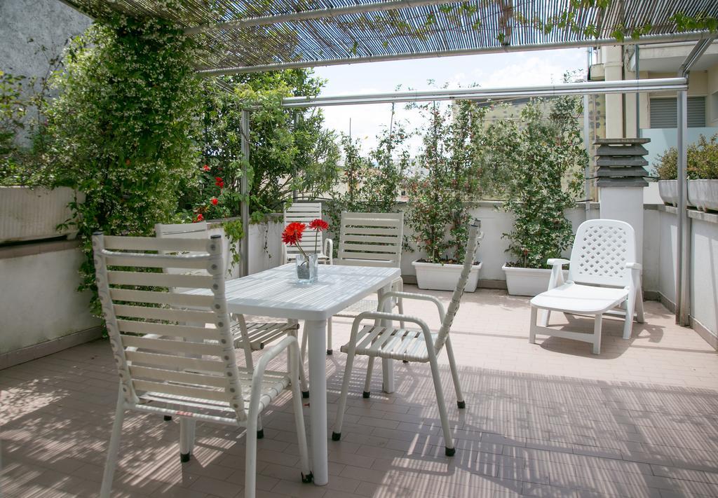 Residence Villa Ofelia Ρίμινι Εξωτερικό φωτογραφία