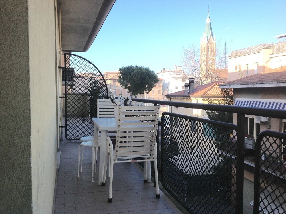Residence Villa Ofelia Ρίμινι Εξωτερικό φωτογραφία