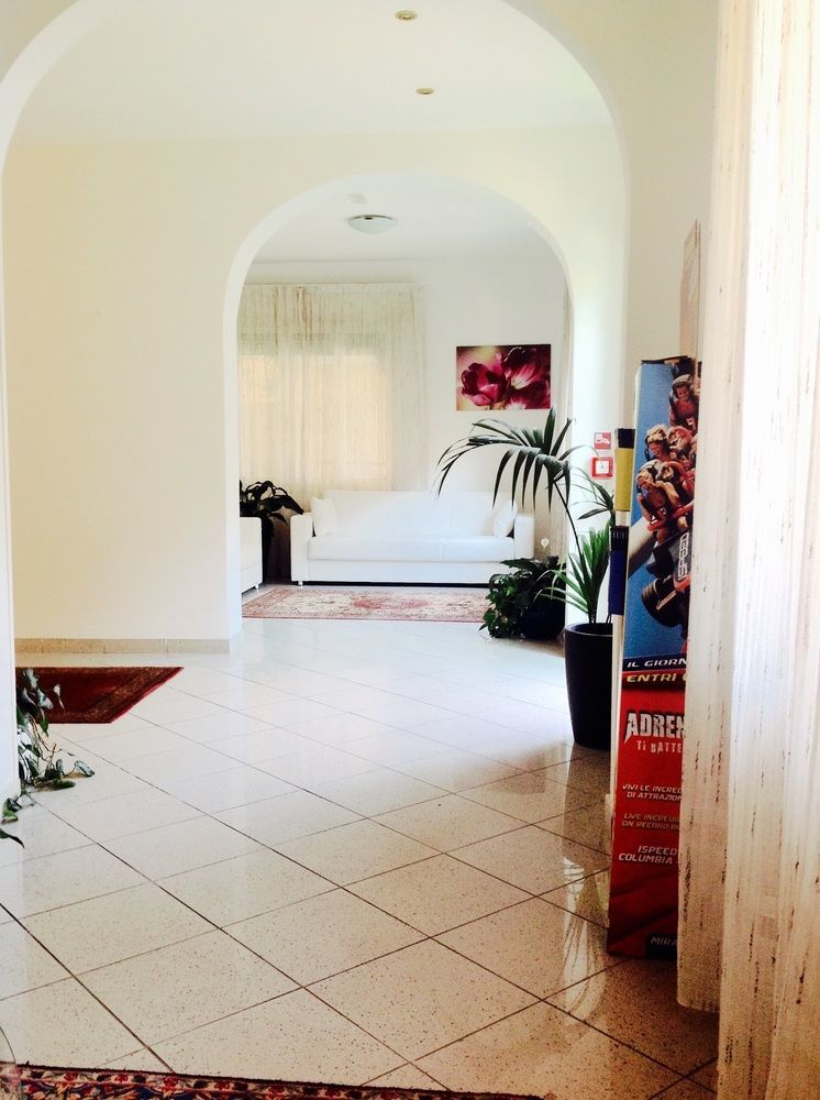 Residence Villa Ofelia Ρίμινι Εξωτερικό φωτογραφία